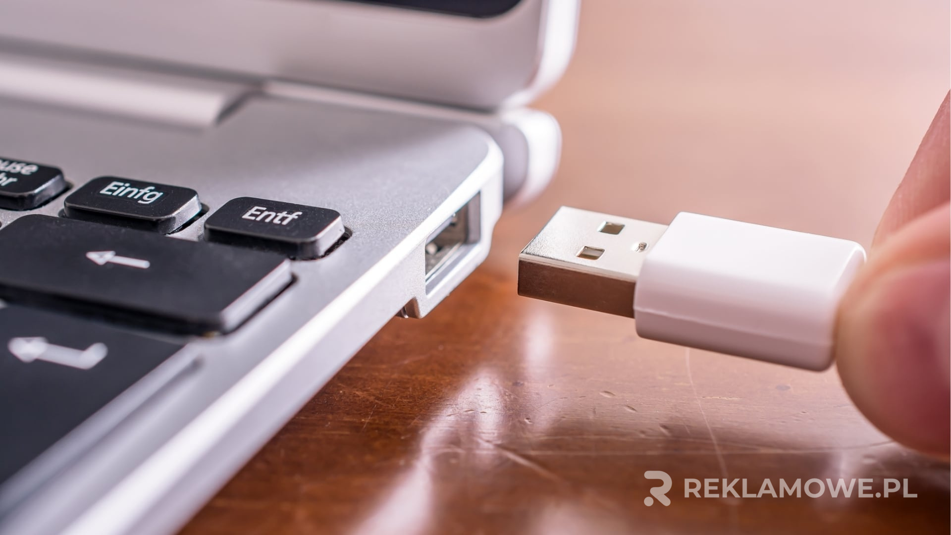 Najnowsze innowacje w dziedzinie kabli reklamowych w 2025 roku Kable reklamowe i nowe technologie 2025